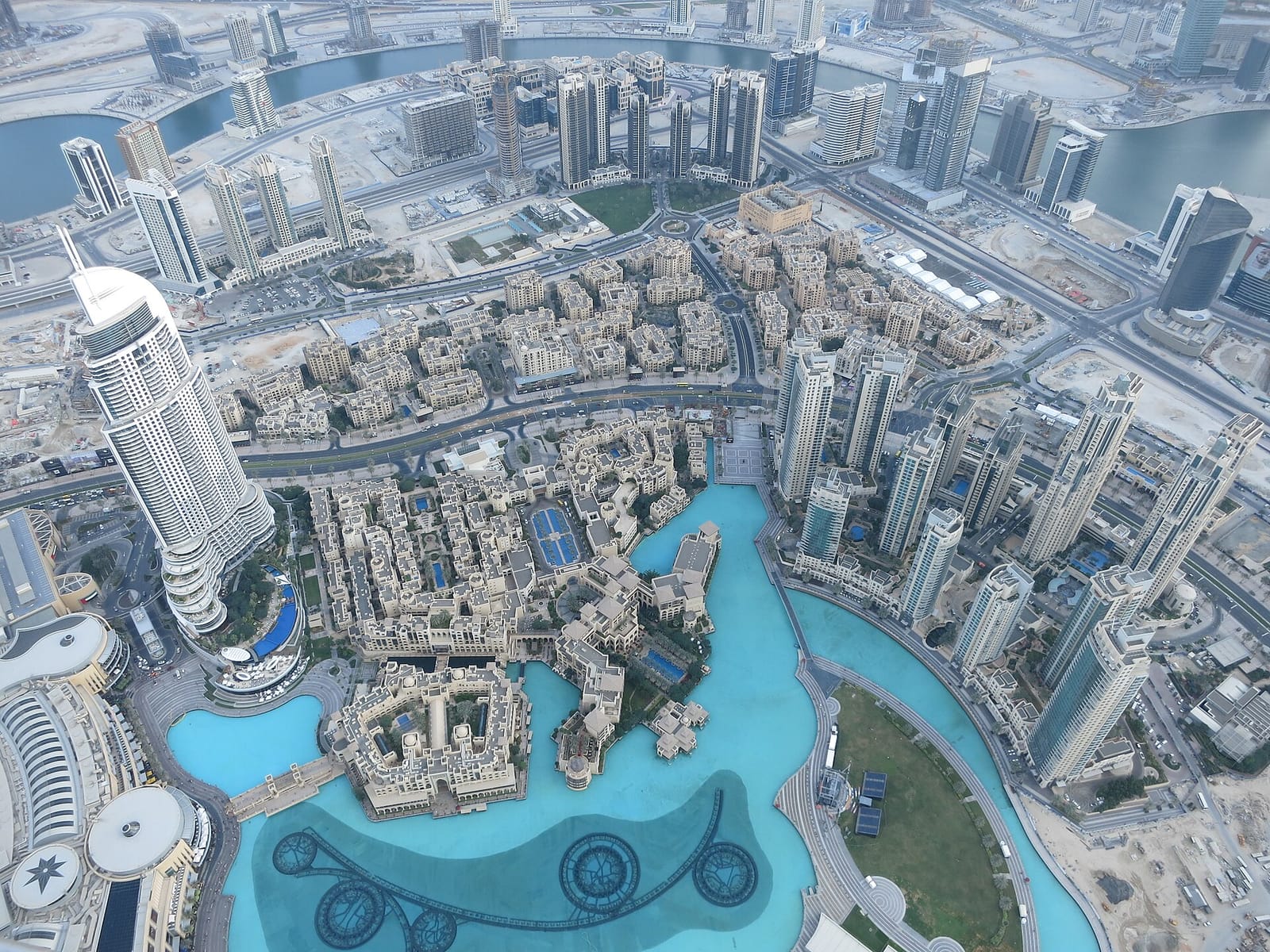 Dubai Fountain Show and Lake Ride Dubai Fountain Show and Lake Ride