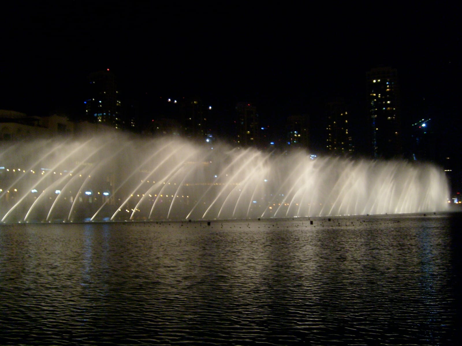 Dubai Fountain Show and Lake Ride Dubai Fountain Show and Lake Ride