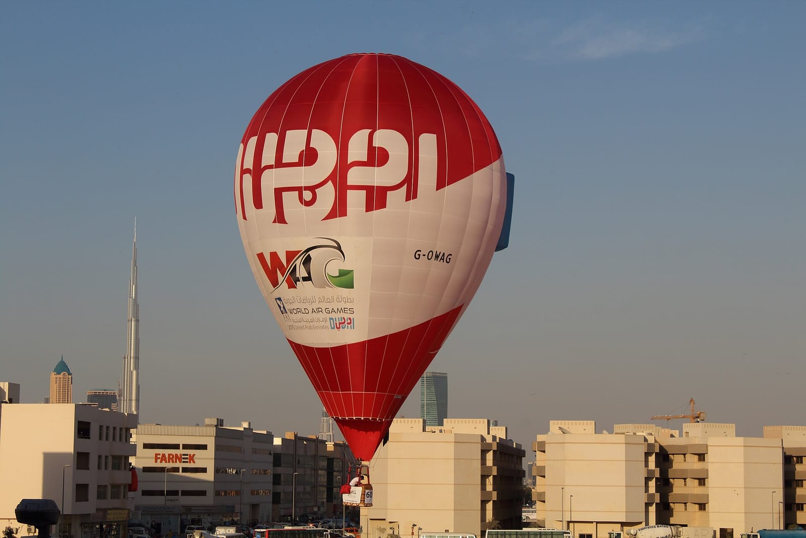 Hot Air Balloon Dubai — Sunrise Desert Flight Hot Air Balloon Dubai — Sunrise Desert Flight